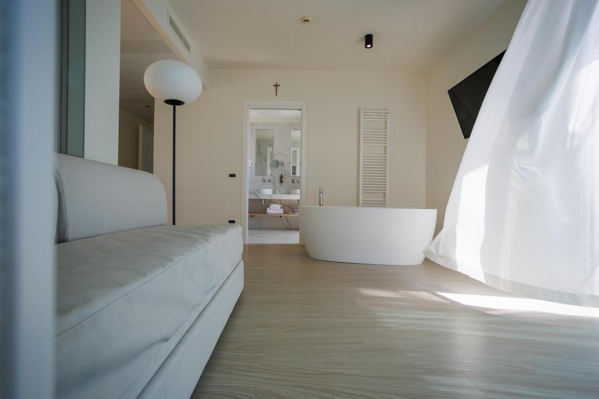 Hotel Panoramic Caorle Exterior photo
