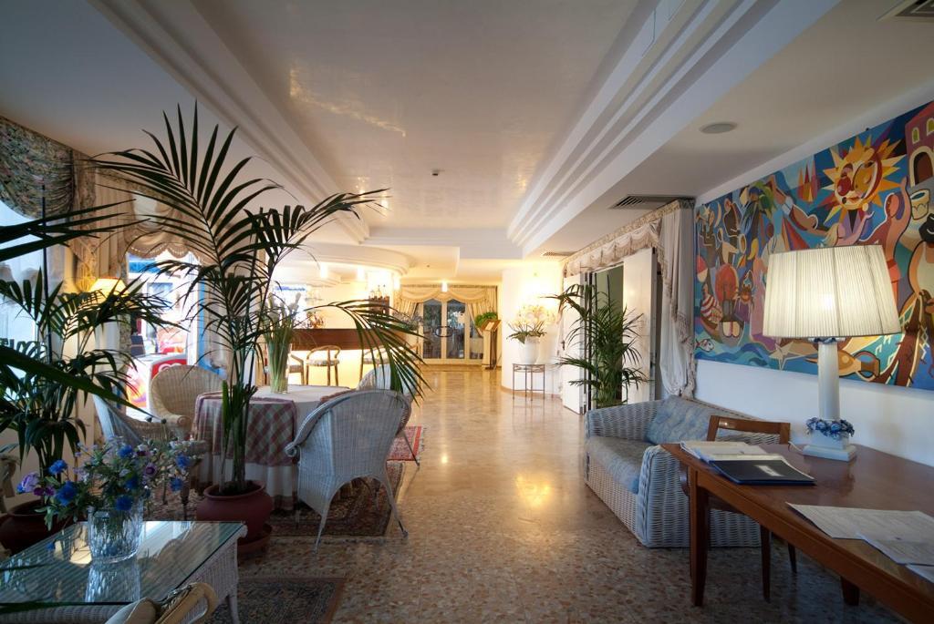 Hotel Panoramic Caorle Exterior photo