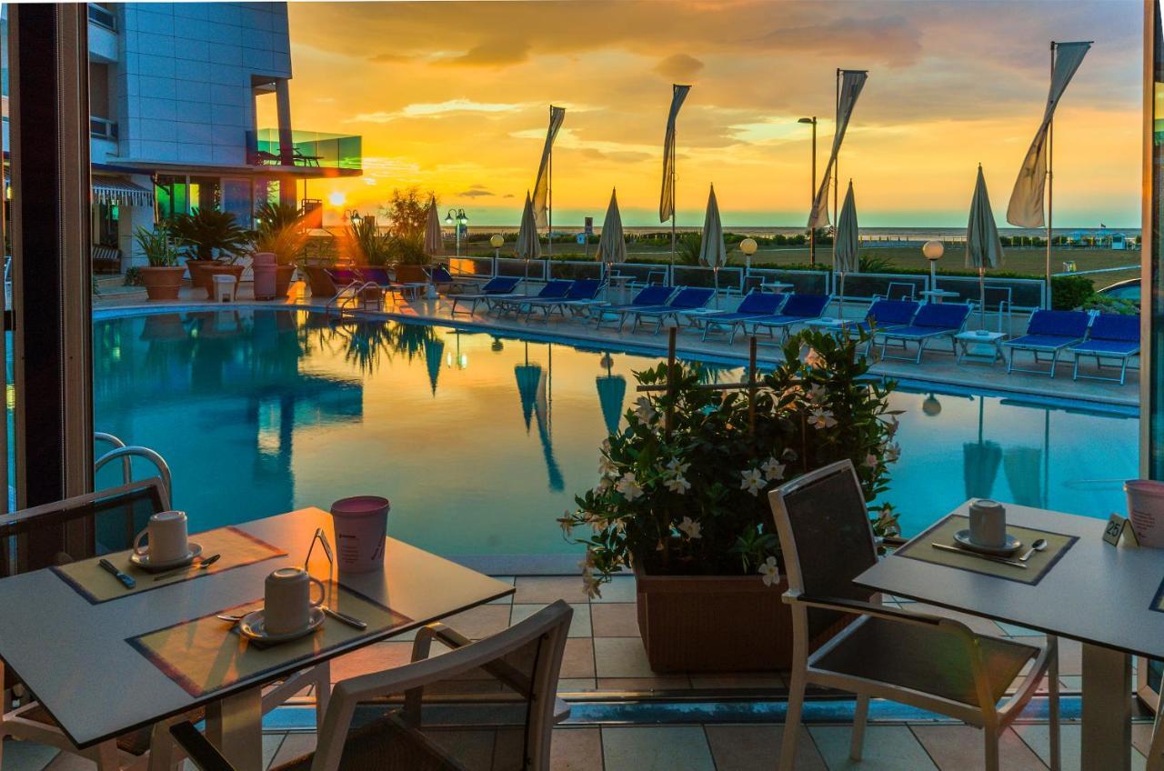 Hotel Panoramic Caorle Exterior photo