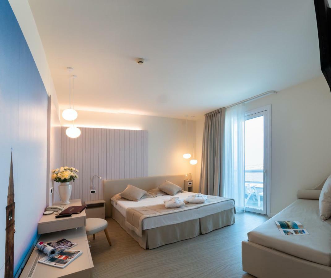 Hotel Panoramic Caorle Exterior photo